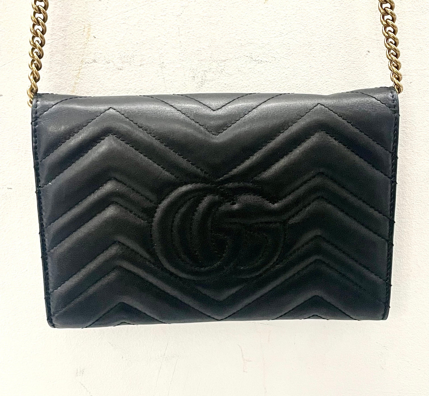 GUCCI GG MARMONT MINI CHAIN SHOULDER BAG