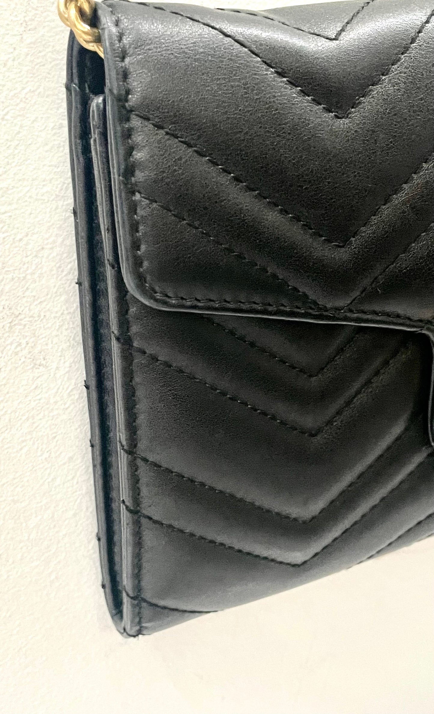 GUCCI GG MARMONT MINI CHAIN SHOULDER BAG