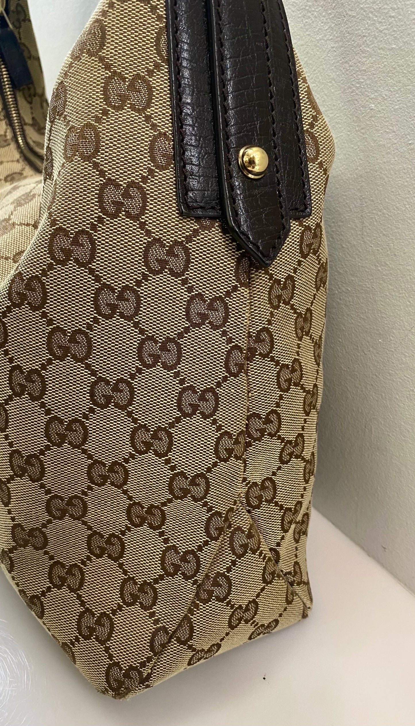 GUCCI GG MONOGRAM HORSEBIT CHAIN MEDIUM HOBO BAG