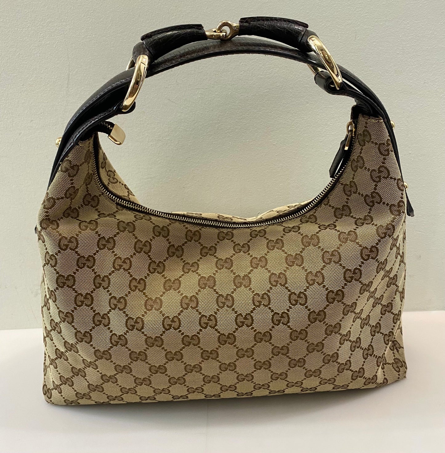 GUCCI GG MONOGRAM HORSEBIT CHAIN MEDIUM HOBO BAG