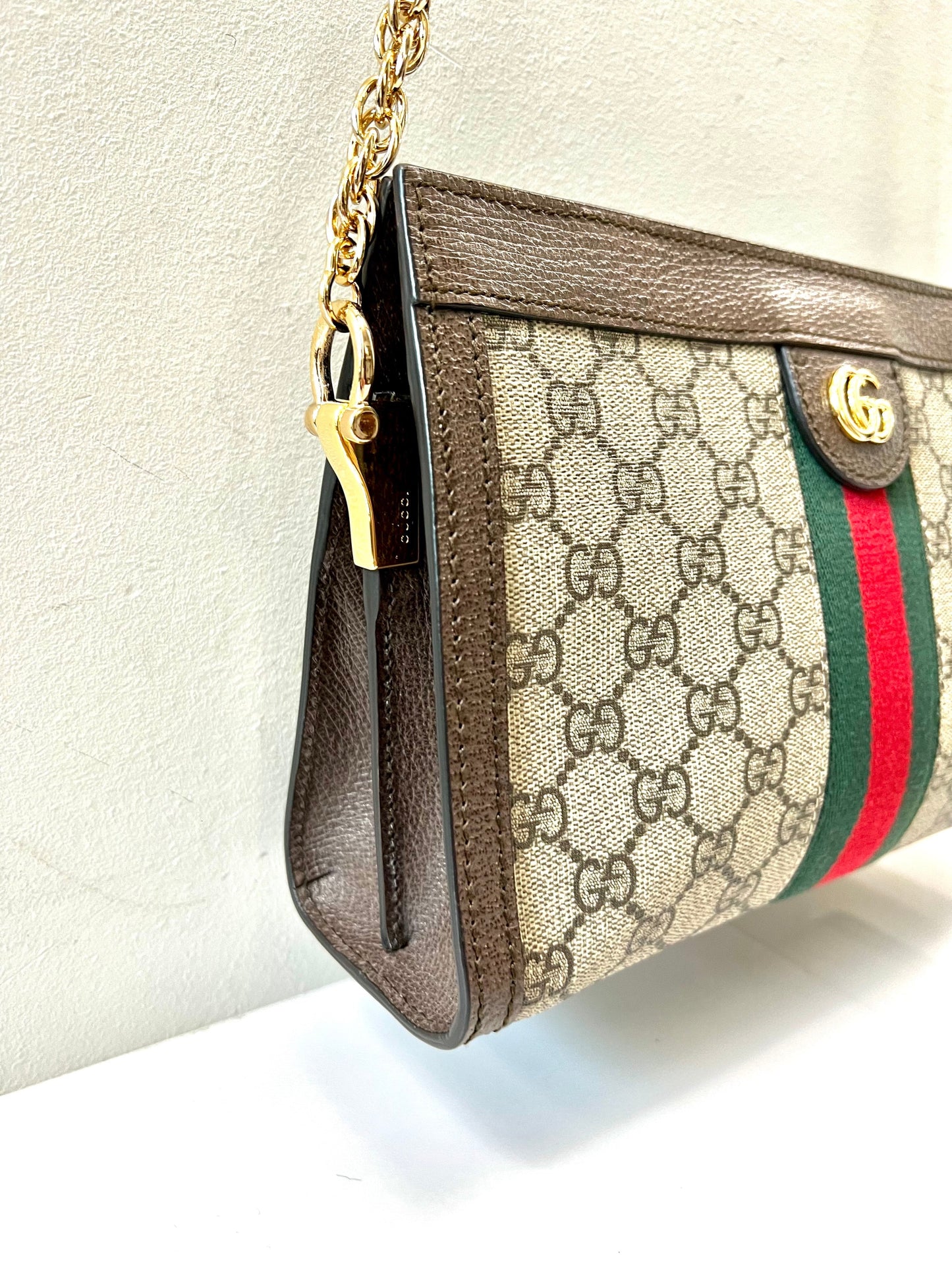 GUCCI OPHIDIA GG SUPREME CHAIN SHOULDER BAG