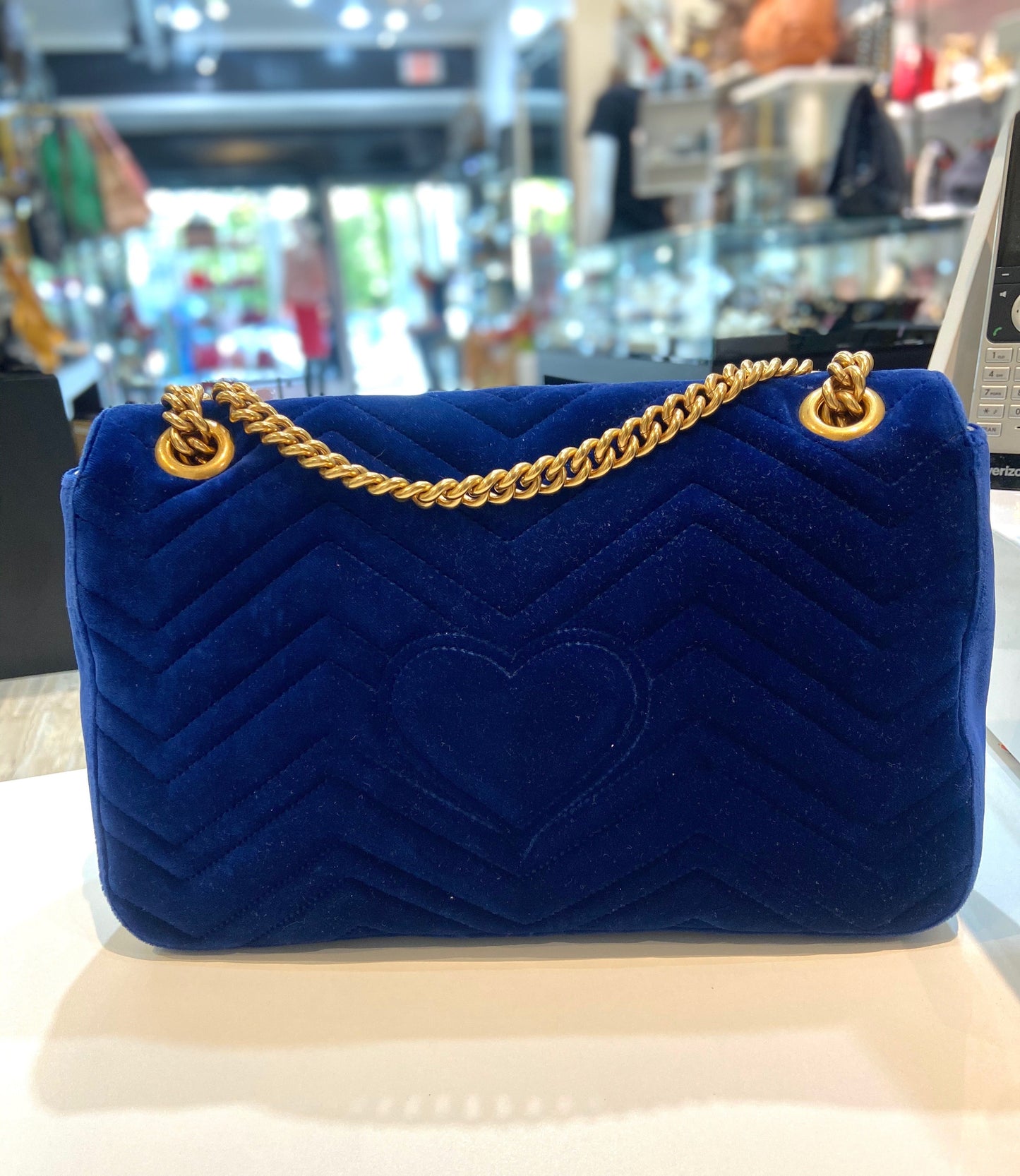 GUCCI GG MARMONT SMALL MATELASSE VELVET CROSSBODY BAG