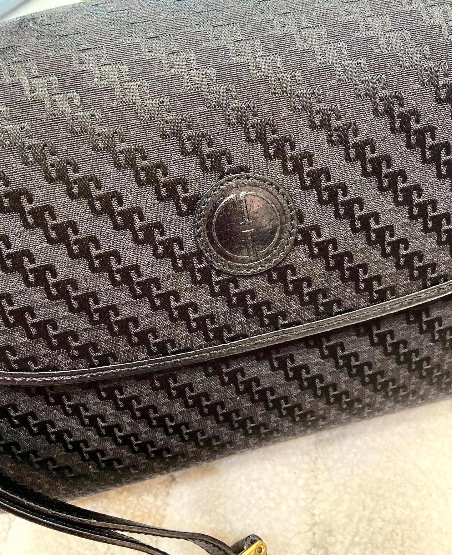 GUCCI VINTAGE CROSSBODY BAG