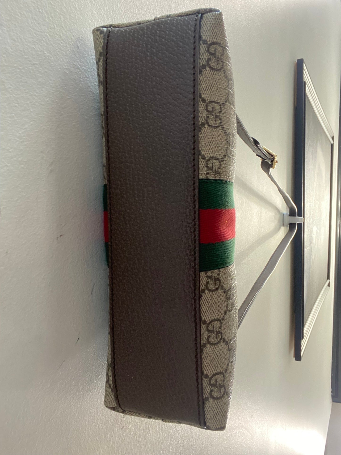 GUCCI SMALL OPHIDIA GG SHOULDER BAG