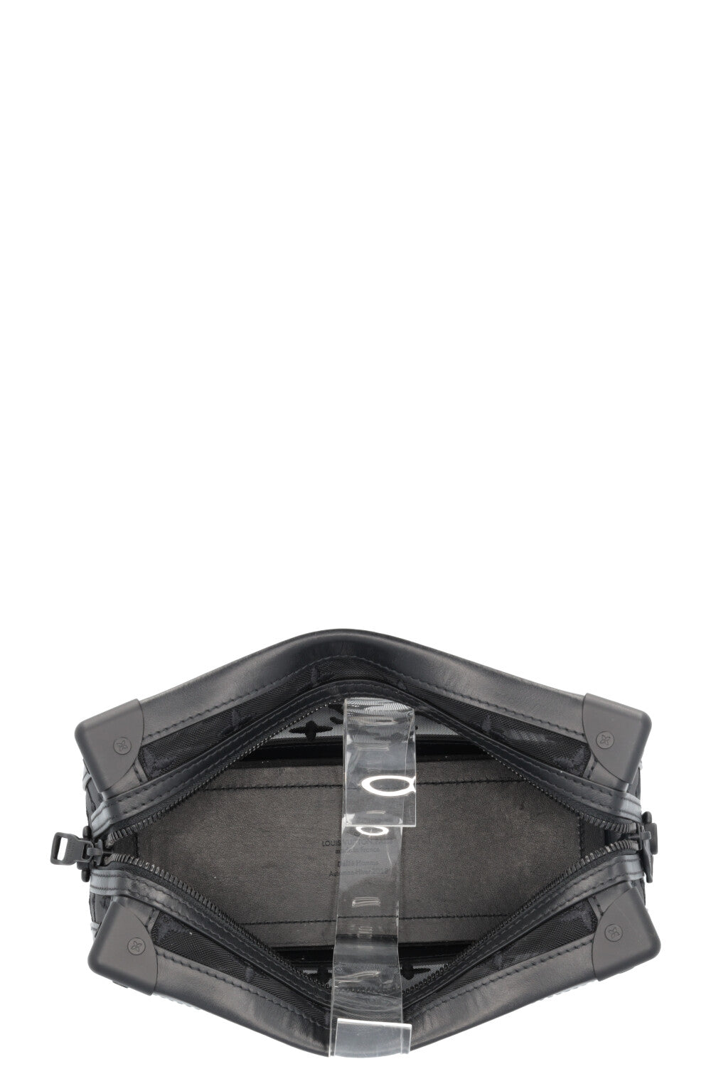 LOUIS VUITTON Soft Trunk Mesh MNG