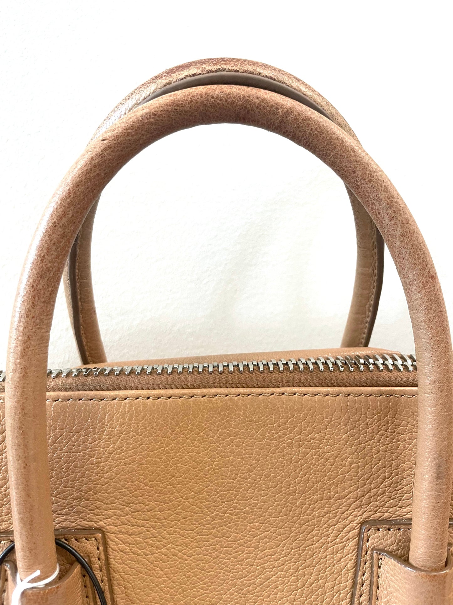 GIVENCHY ANTIGONA LARGE LEATHER SATCHEL BAG
