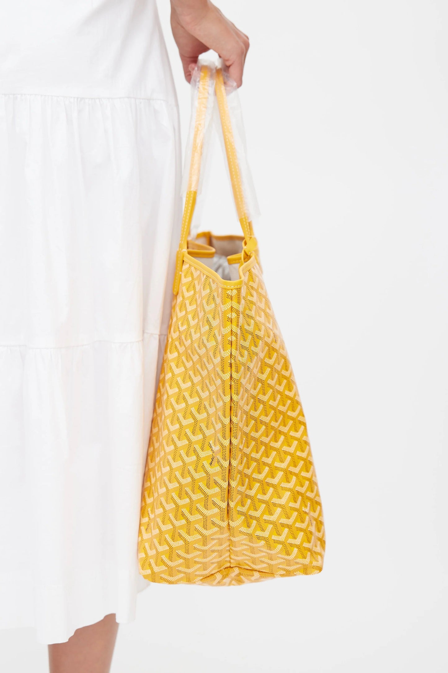 GOYARD GOYARDINE SAINT LOUIS GM JAUNE  TOTE BAG