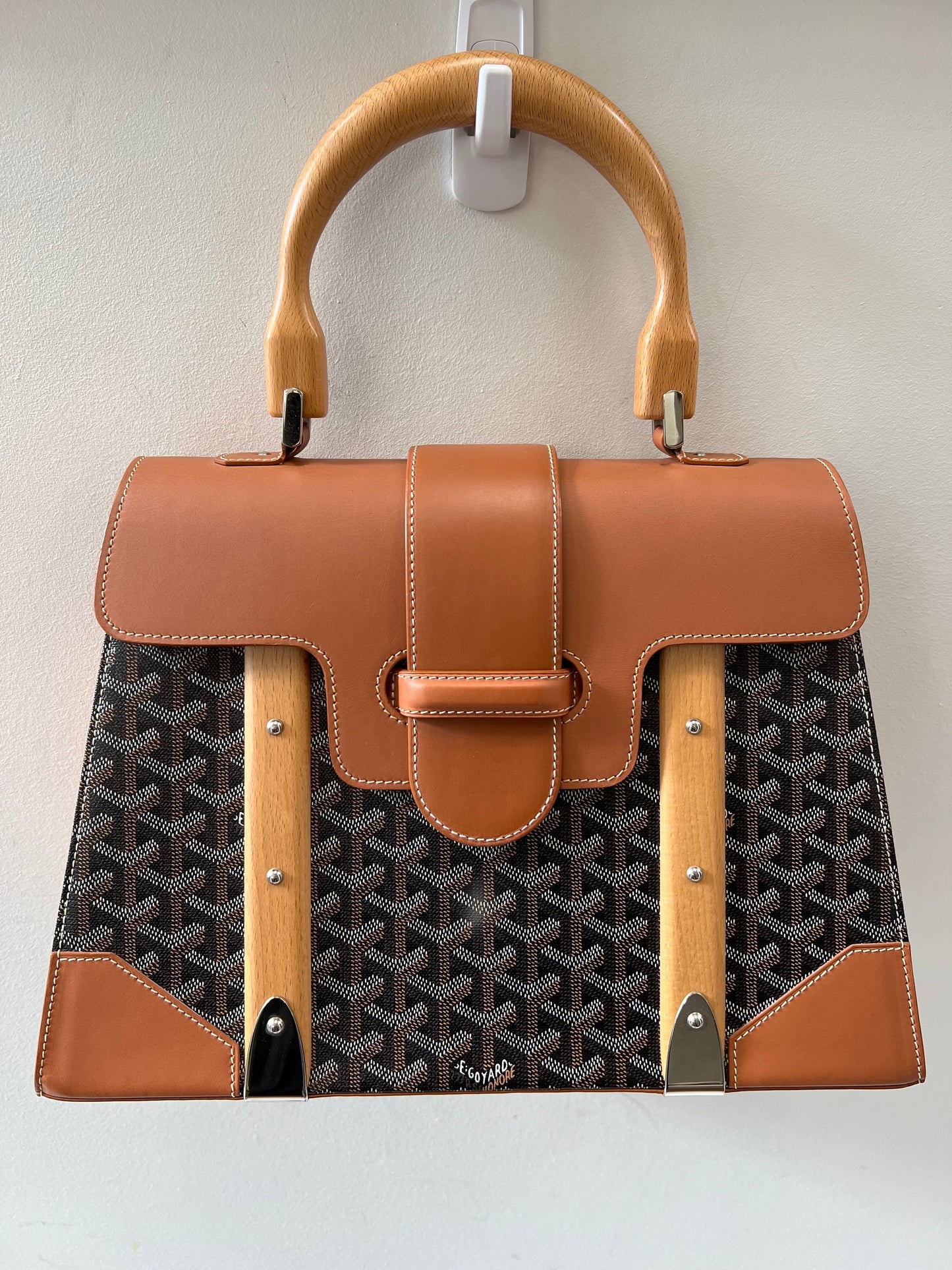 GOYARD SAIGON LEATHER TOP HANDLE HANDBAG MM