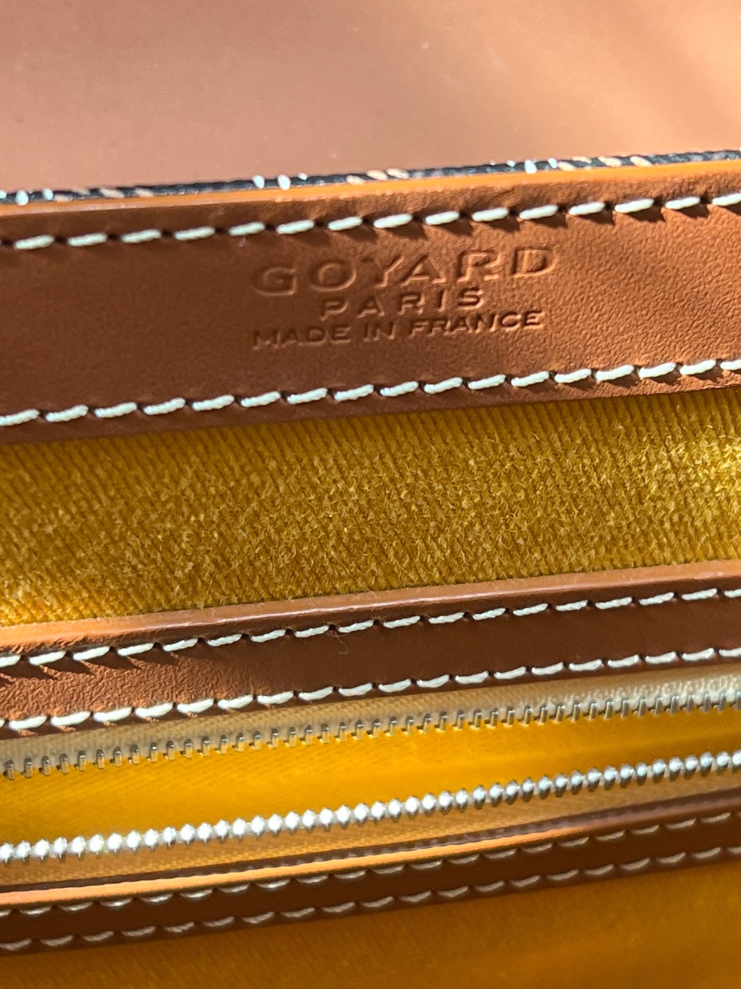 GOYARD SAIGON LEATHER TOP HANDLE HANDBAG MM
