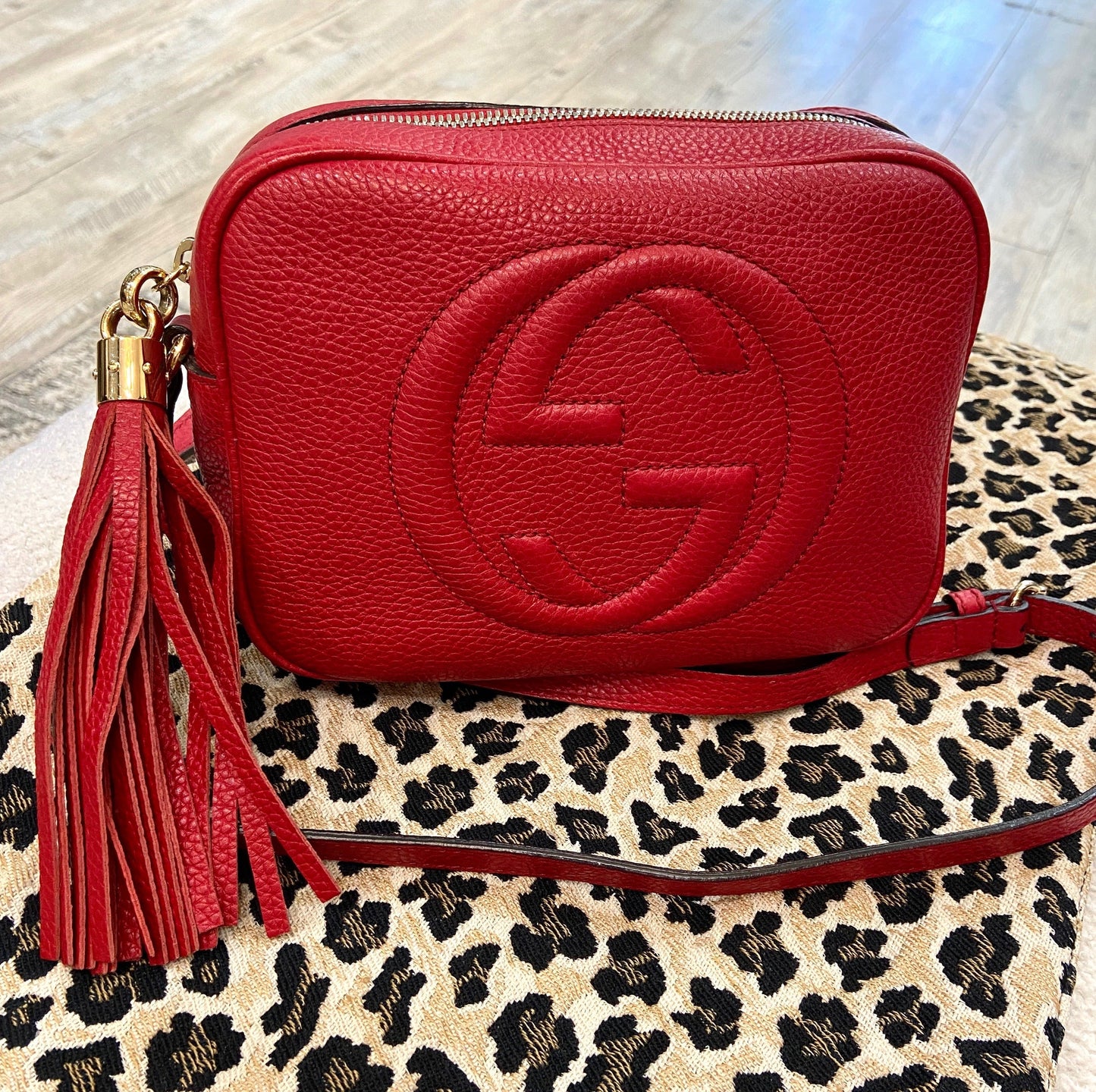 GUCCI PEBBLED CALFSKIN SMALL SOHO DISCO BAG