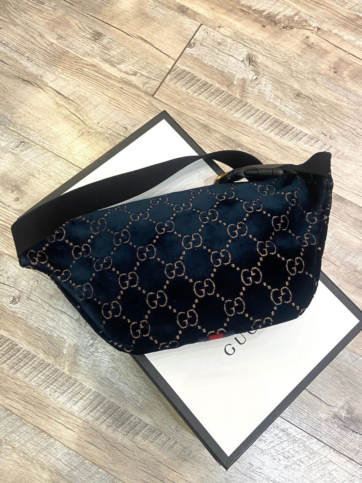 GUCCI GG OPHIDIA WEB VELVET LARGE BELT BAG