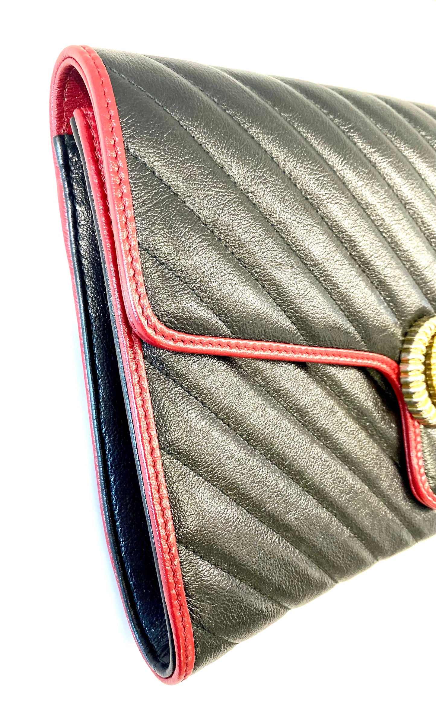 GUCCI MATELASSE LEATHER TORCHON GG MARMONT CLUTCH BAG
