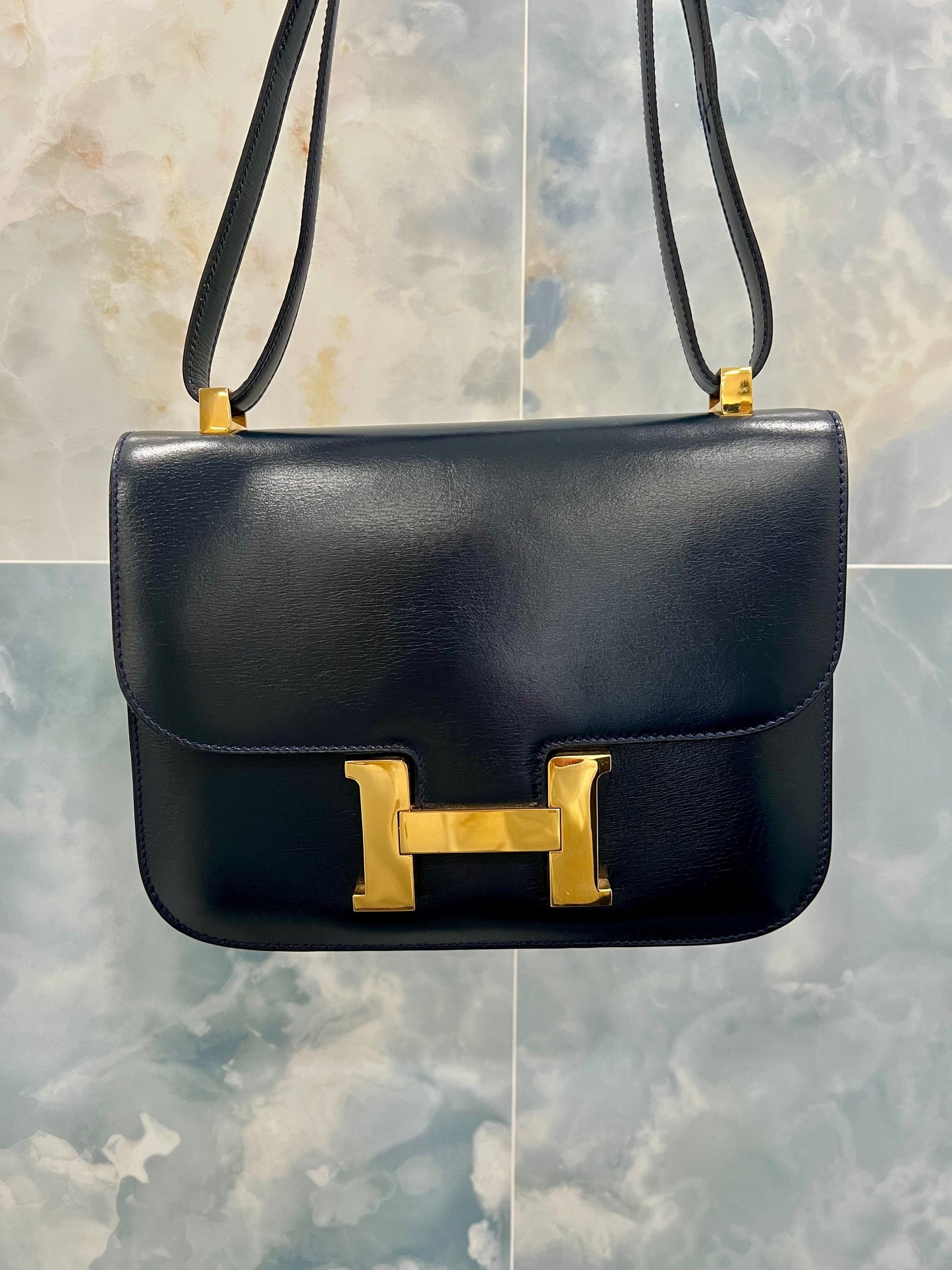 HERMÈS CONSTANCE 23 VINTAGE BOX LEATHER SHOULDER BAG