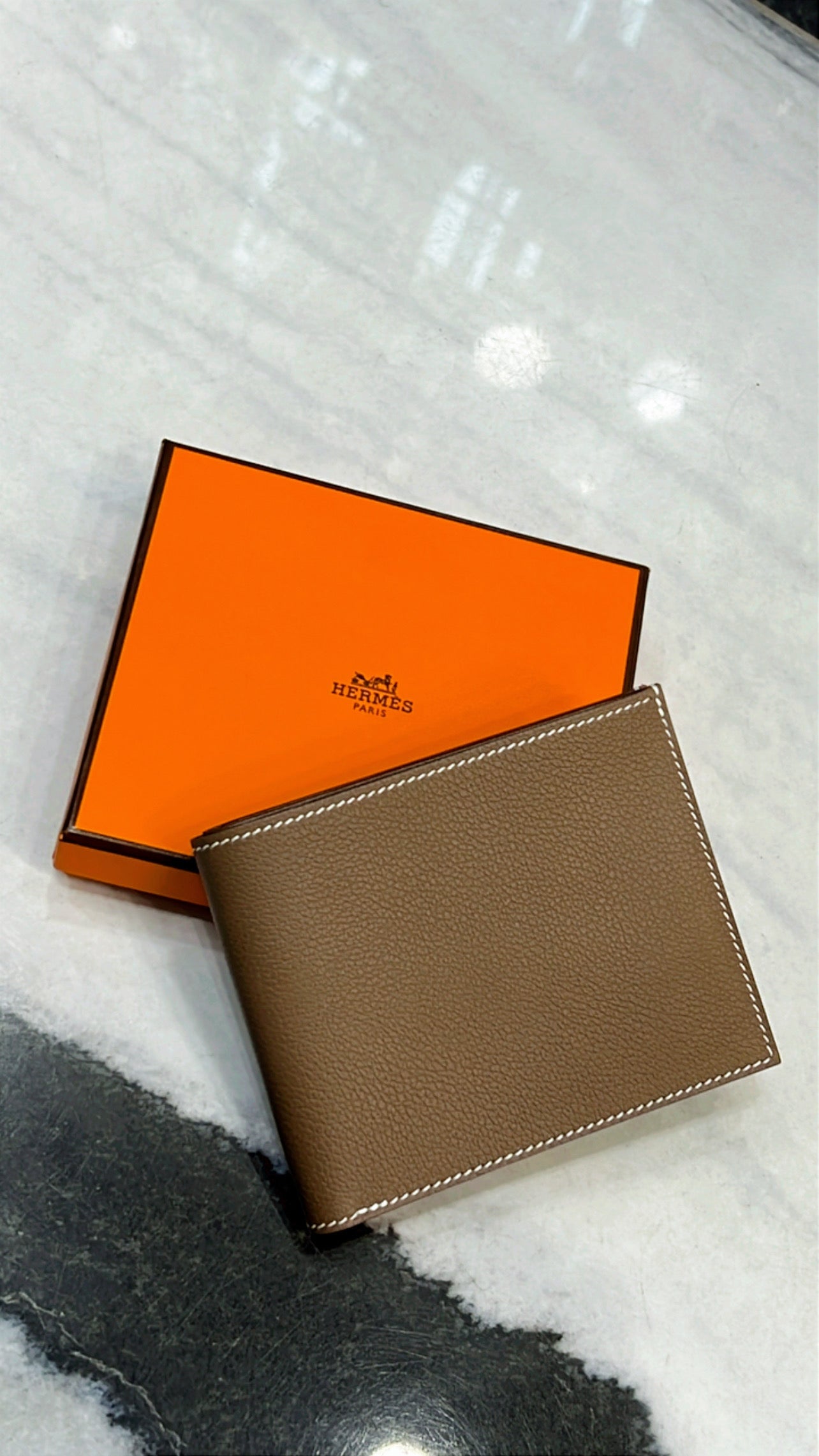 HERMÈS CITIZEN TWILL BI-FOLD CALFSKIN LEATHER WALLET