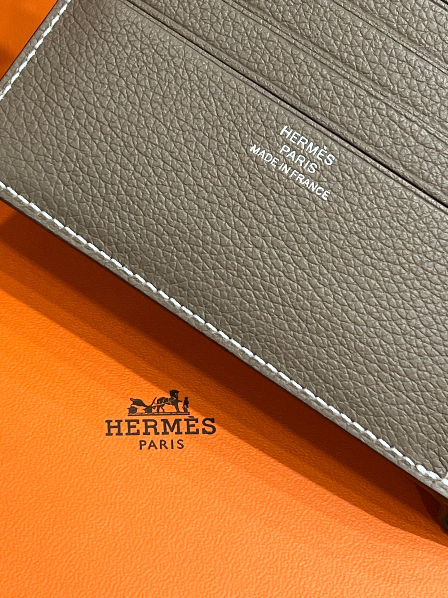 HERMÈS CITIZEN TWILL BI-FOLD CALFSKIN LEATHER WALLET