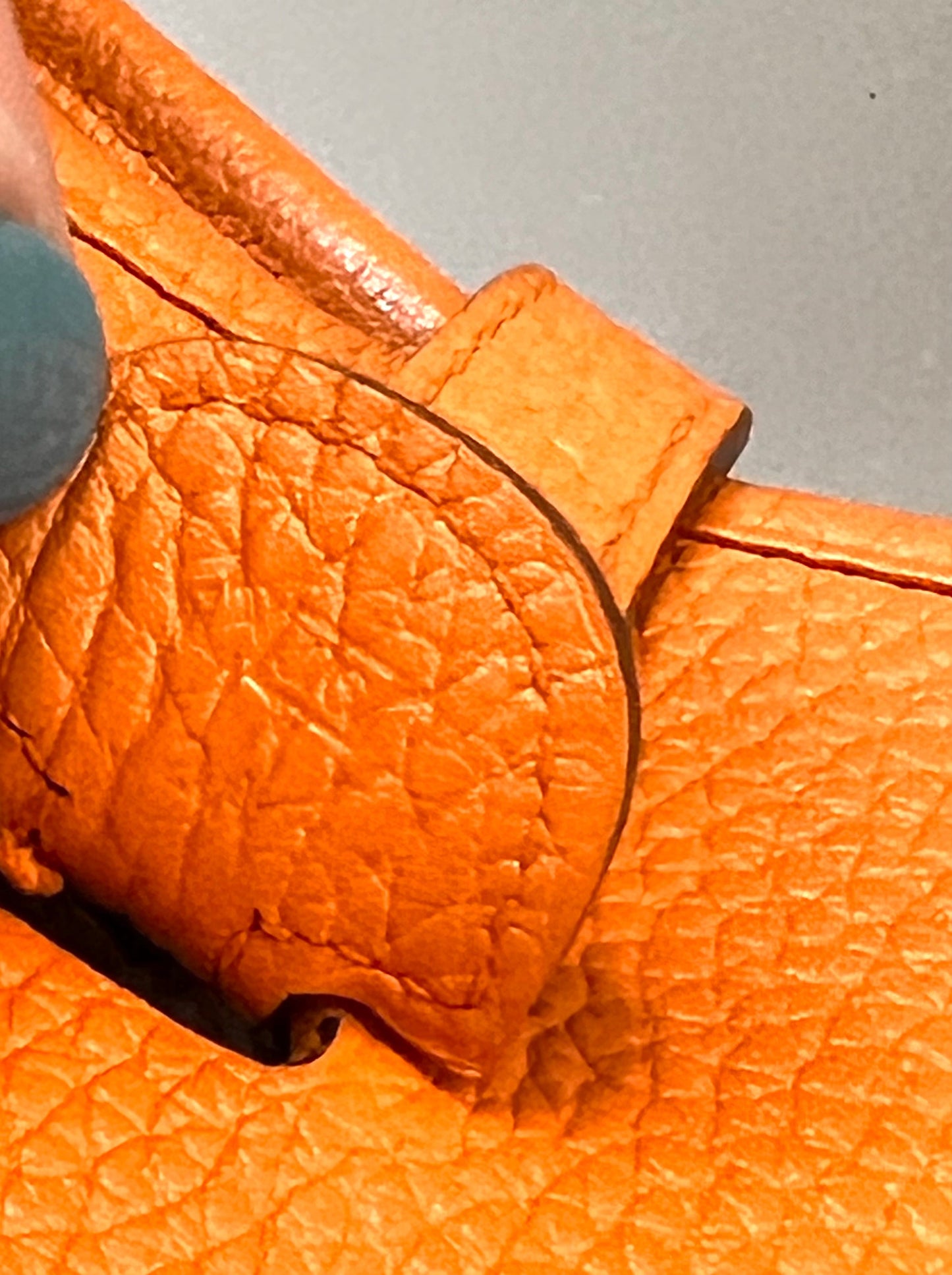 HERMÈS EVELYNE III PM CLEMENCE SHOULDER BAG IN ORANGE