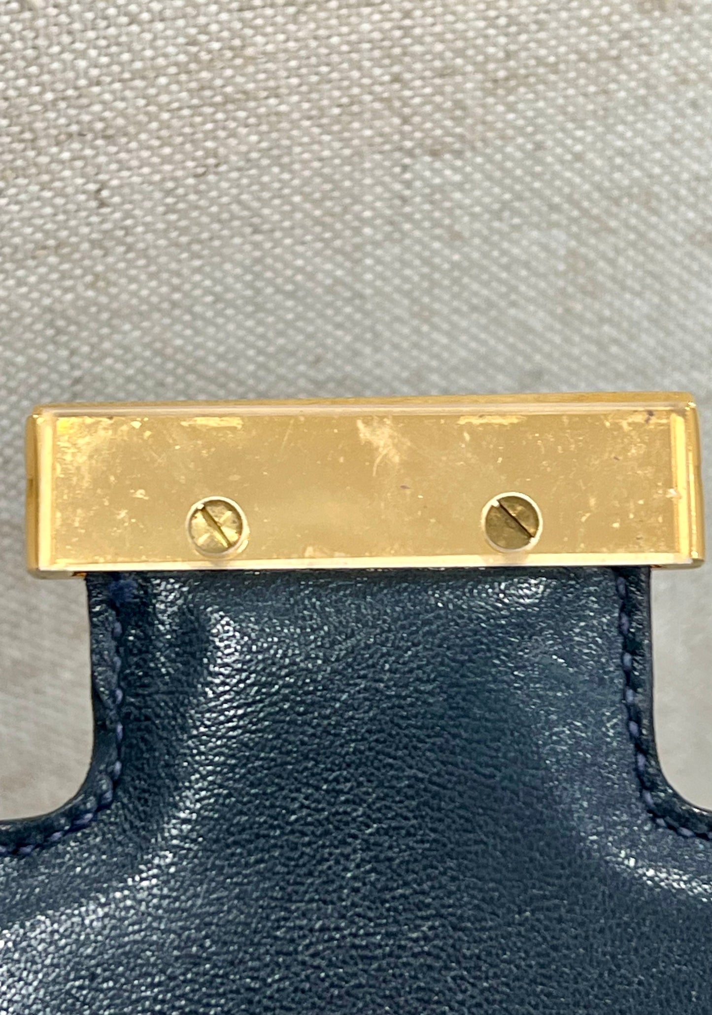 HERMÈS CONSTANCE 23 VINTAGE BOX LEATHER SHOULDER BAG