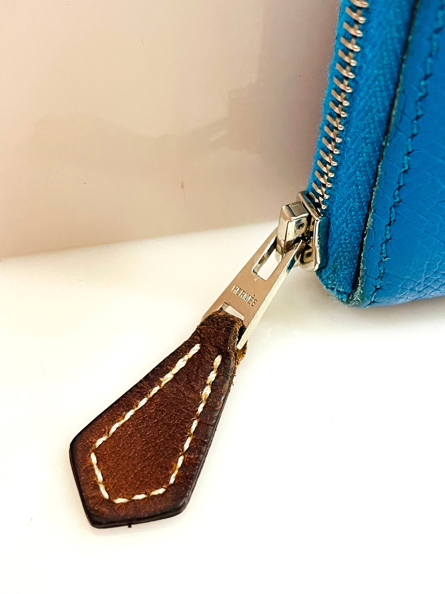 HERMÈS EPSOM LEATHER SILK'IN LONG ZIP AROUND WALLET IN ZANZIBAR