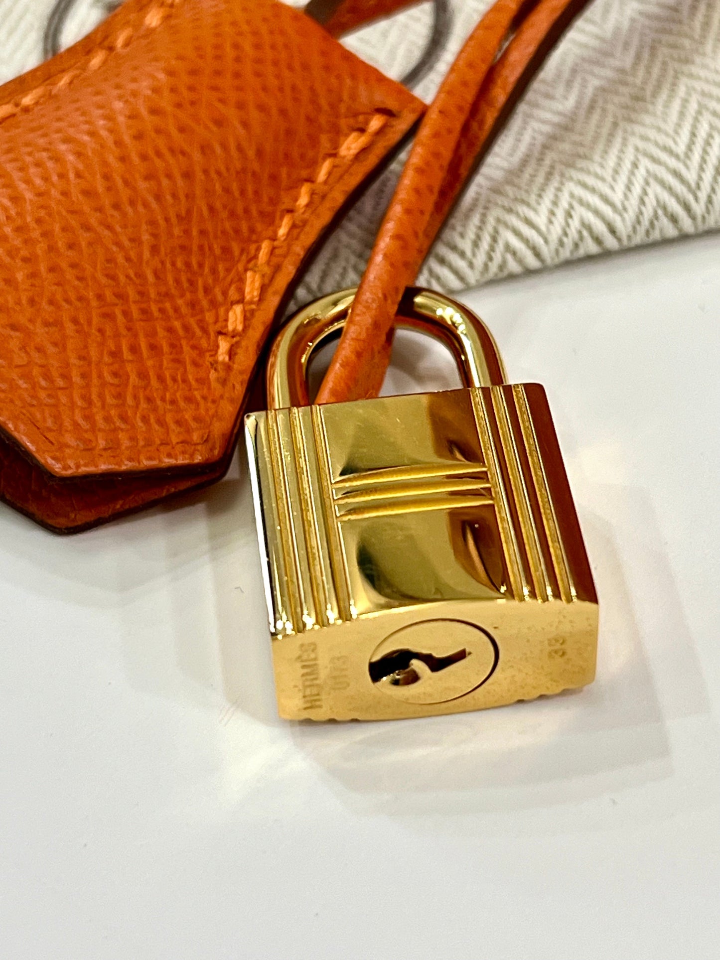 HERMÈS EPSOM LEATHER BIRKIN 30 HANDBAG IN APRICOT
