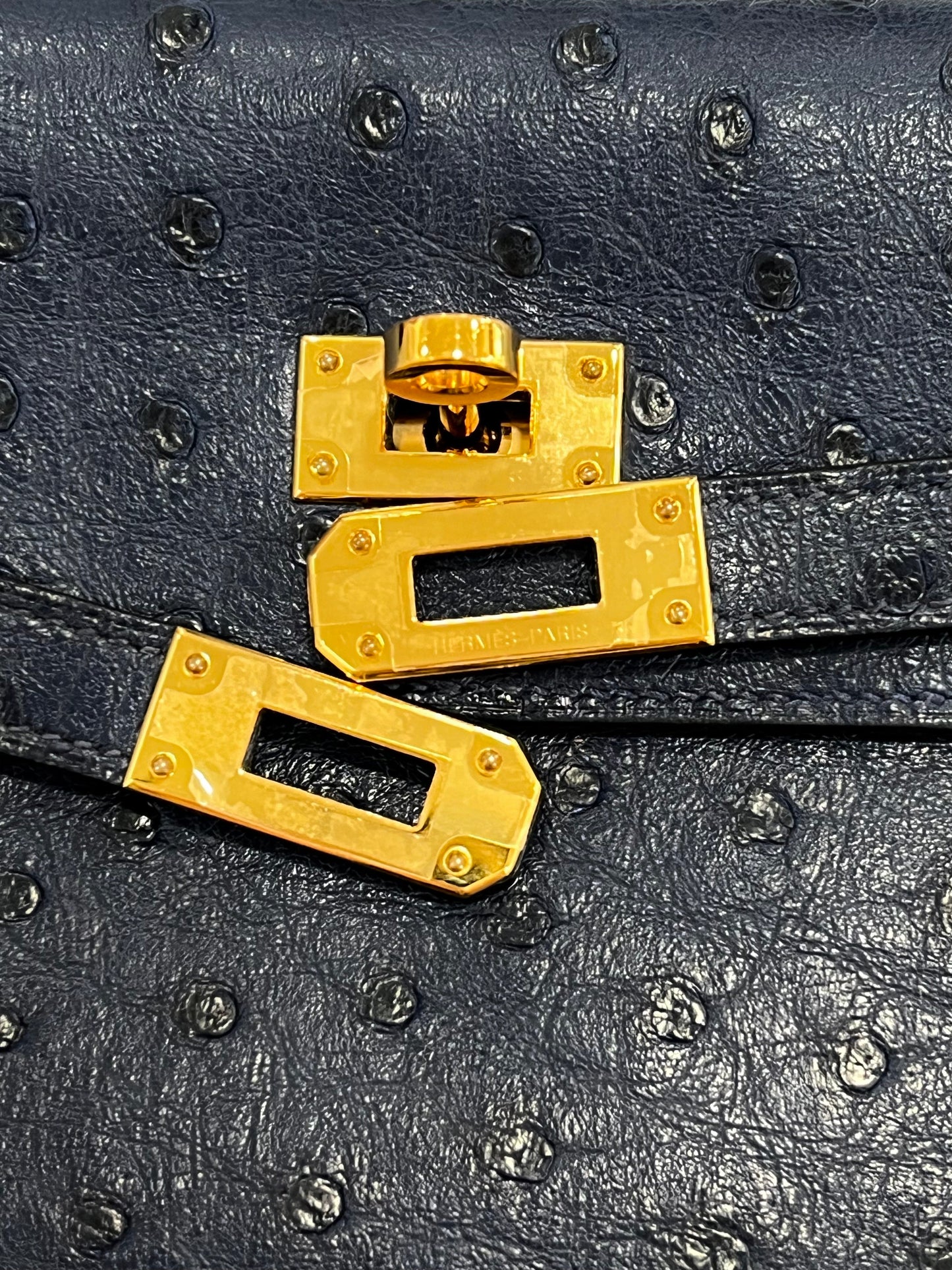HERMÈS KELLY OSTRICH LONGUE WALLET