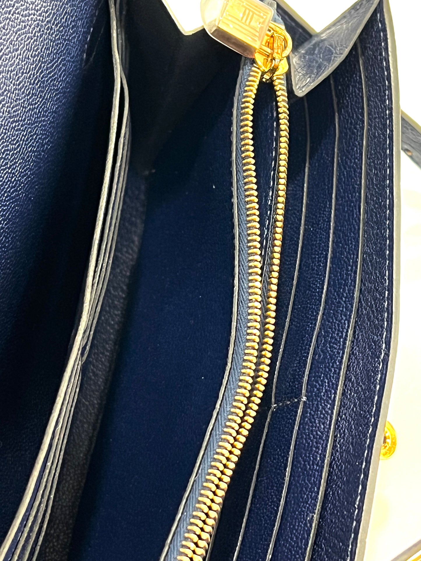 HERMÈS KELLY OSTRICH LONGUE WALLET