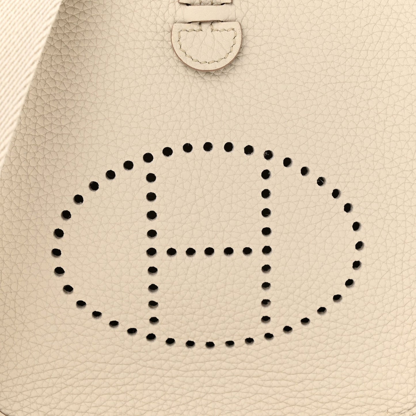HERMÈS AMAZONE EVELYNE TAURILLON CLEMENCE LEATHER TPM BETON CROSSBODY