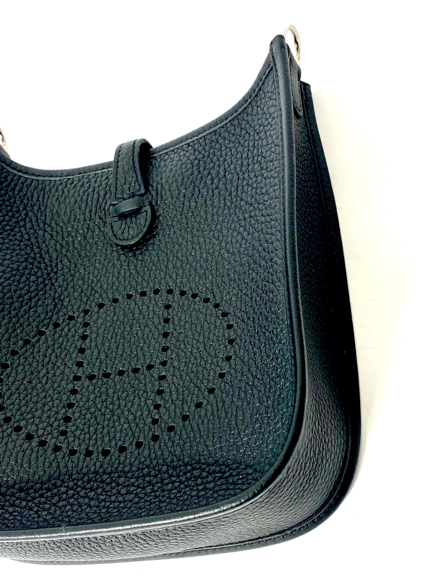 HERMÈS CLEMENCE MINI EVELYN TPM CROSSBODY BAG IN NOIR