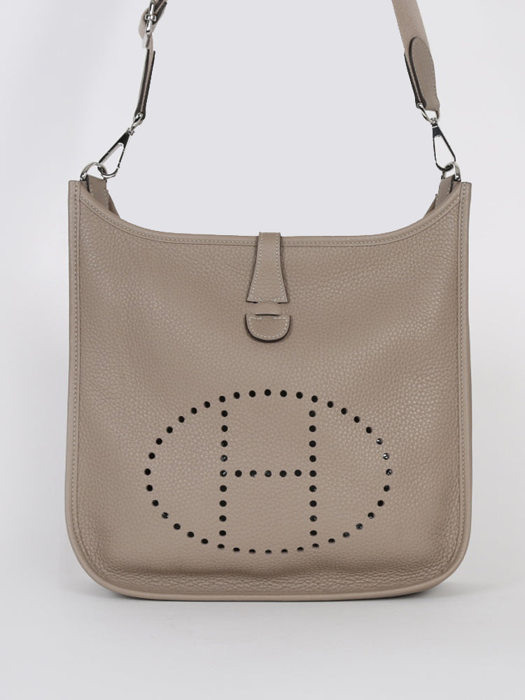 HERMÈS Leather Evelyn PM III Bag