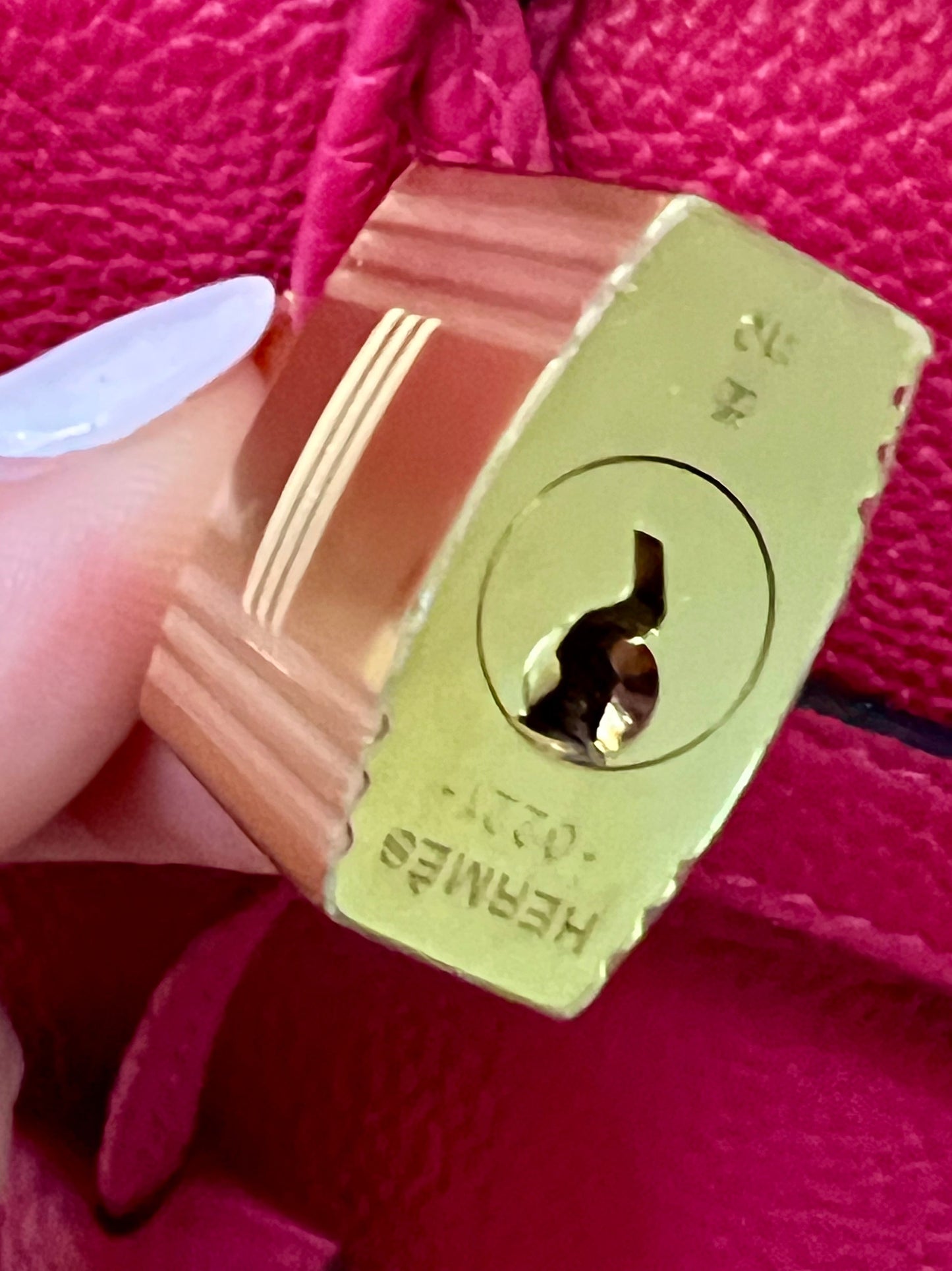 HERMÈS KELLY 25 CLEMENCE LEATHER BAG IN ROSE EXTREME