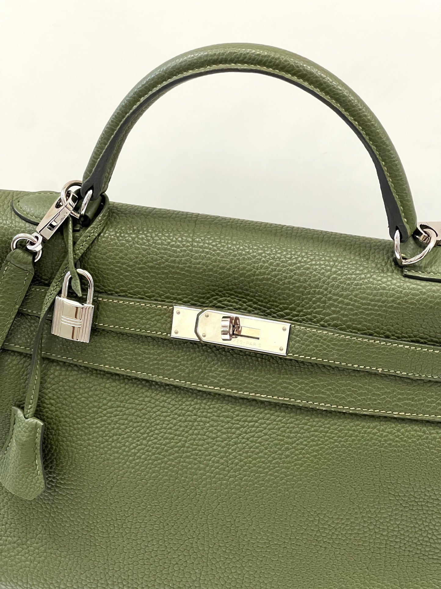 HERMÈS KELLY RETOURNE 32 VERT VERONESE TOGO LEATHER SHOULDER BAG