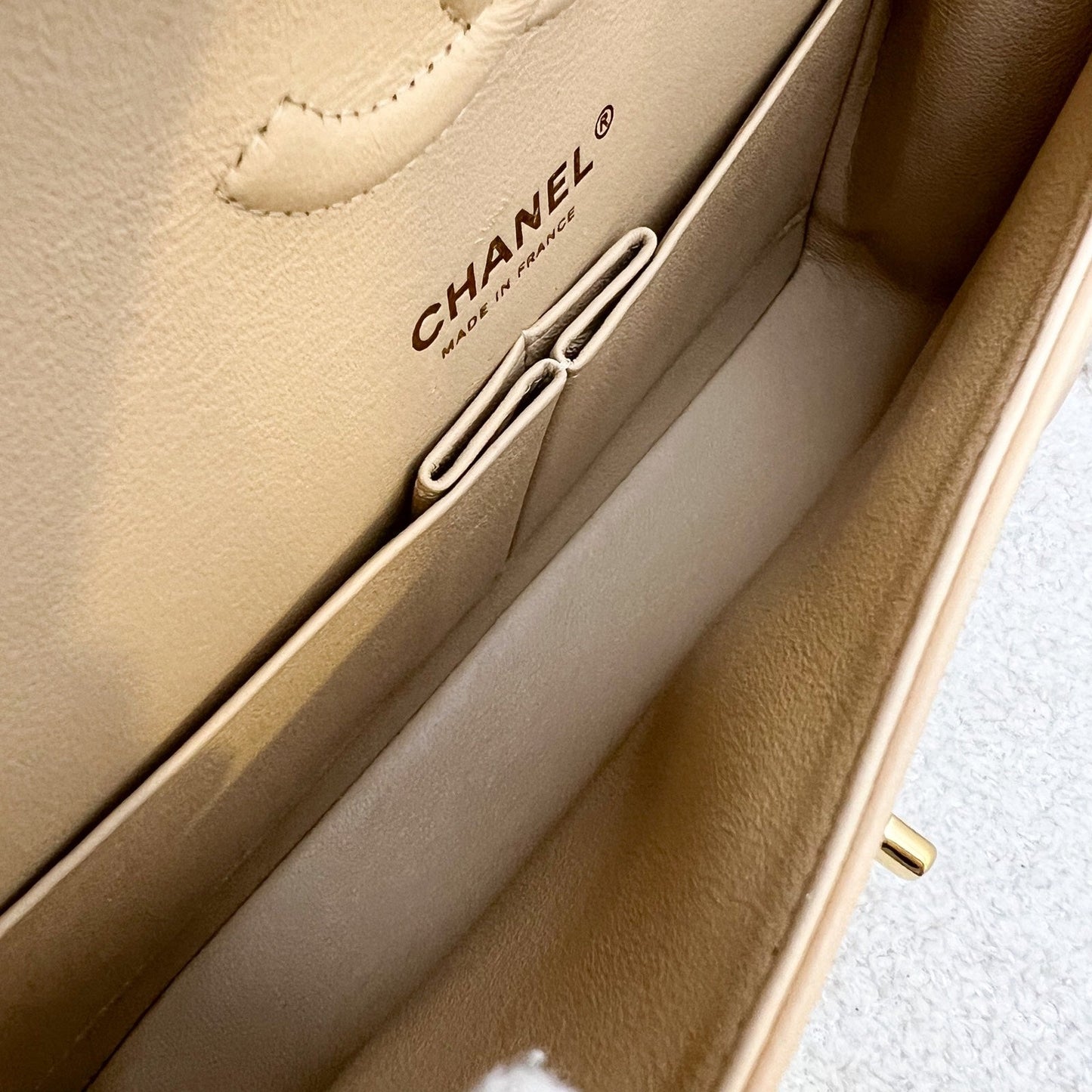 GLM-Medium Classic Flap CF in Beige Caviar and GHW (Model: A01112)