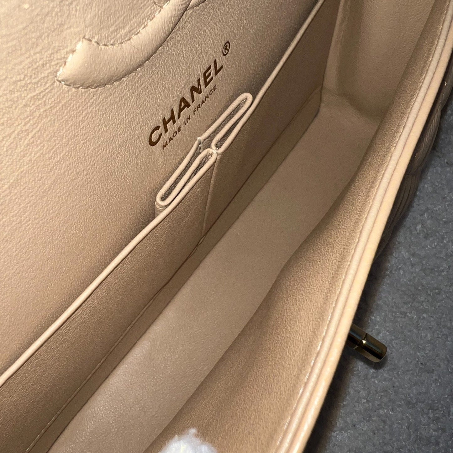 GLM-Medium Classic Flap CF in Beige Caviar and GHW (Model: A01112)