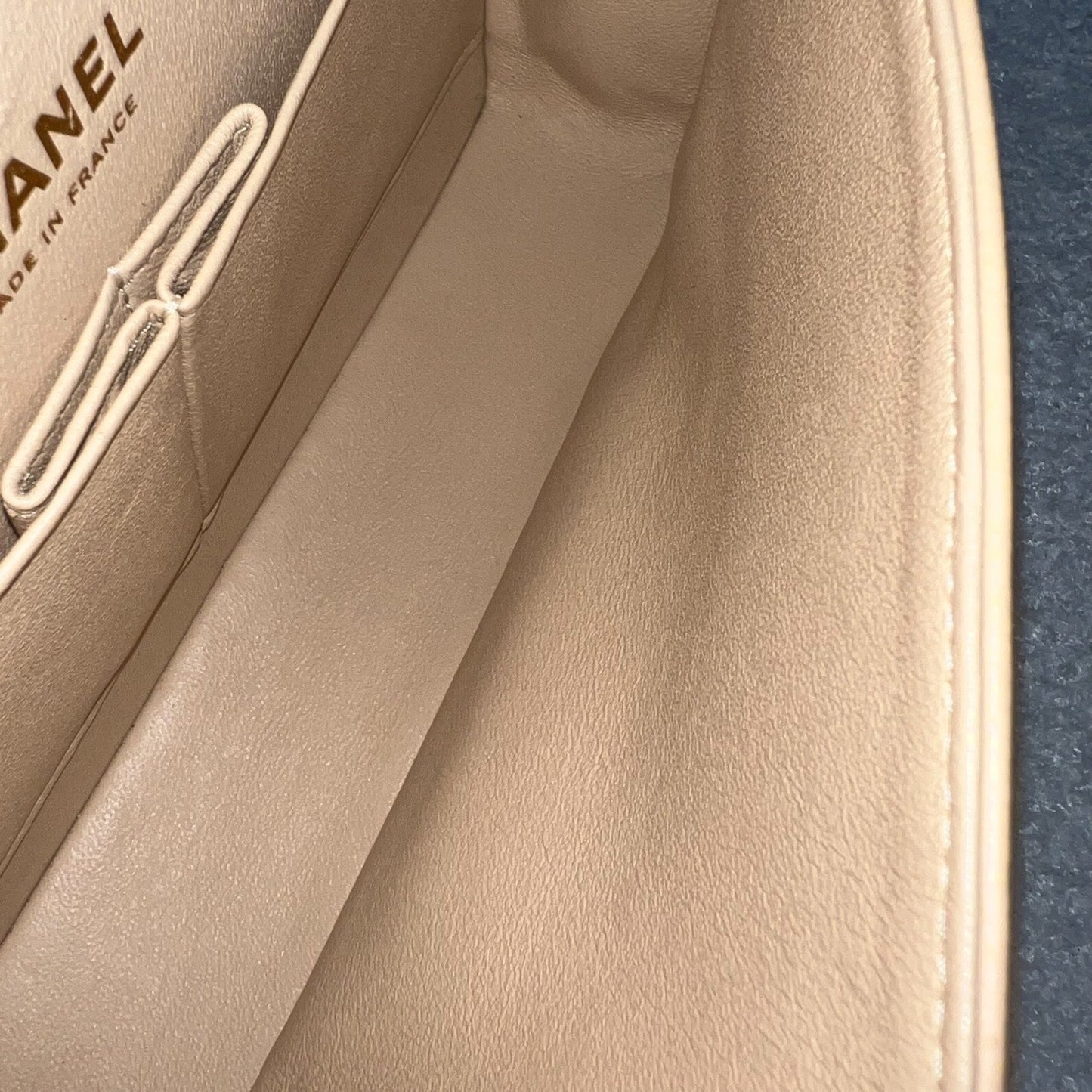GLM-Medium Classic Flap CF in Beige Caviar and GHW (Model: A01112)