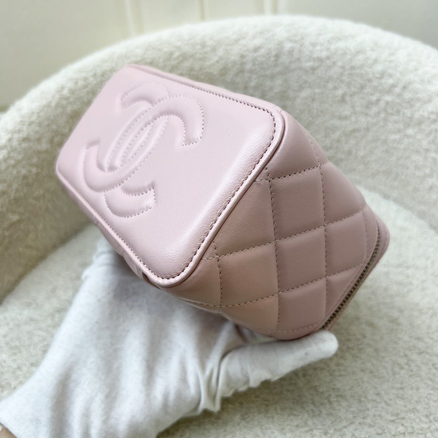 GLM-Pearl Crush Adjustable Chain Small Vanity in 24K Light Pink Lambskin and AGHW