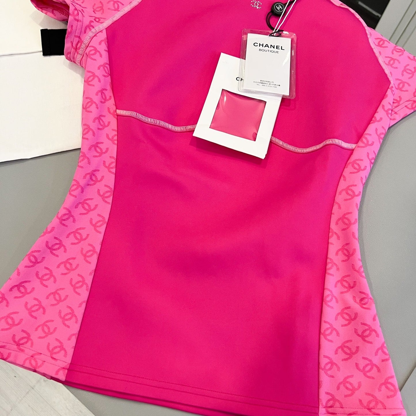 GLM-24P T-shirt Top in Hot Pink Polyamide / Elastane Sz 36