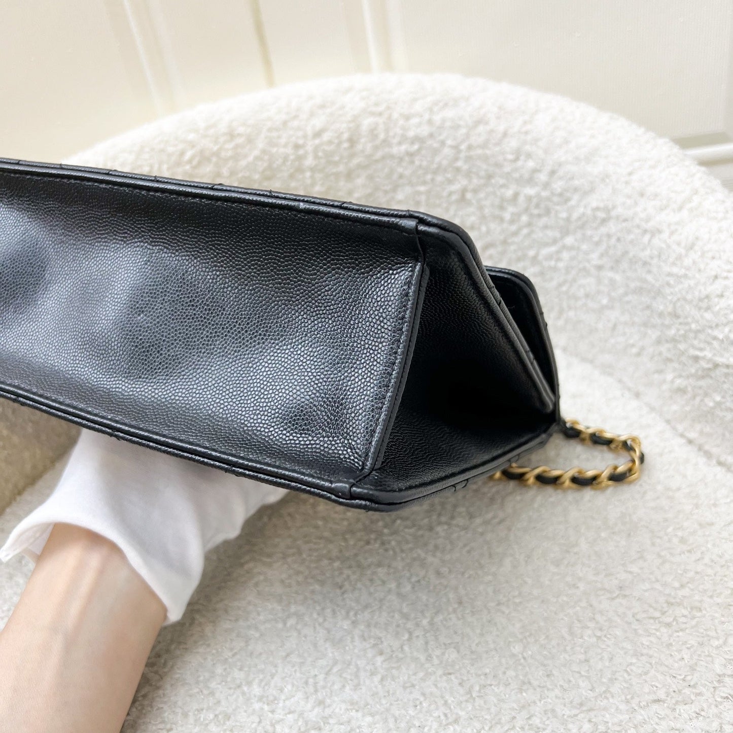 GLM-23A Seasonal Flap Bag in Black Caviar and AGHW
