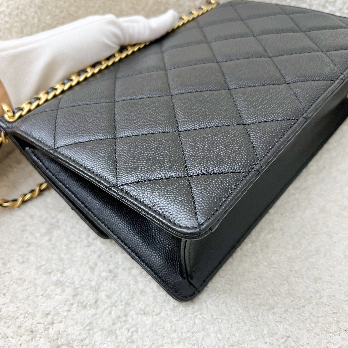 GLM-23A Seasonal Flap Bag in Black Caviar and AGHW