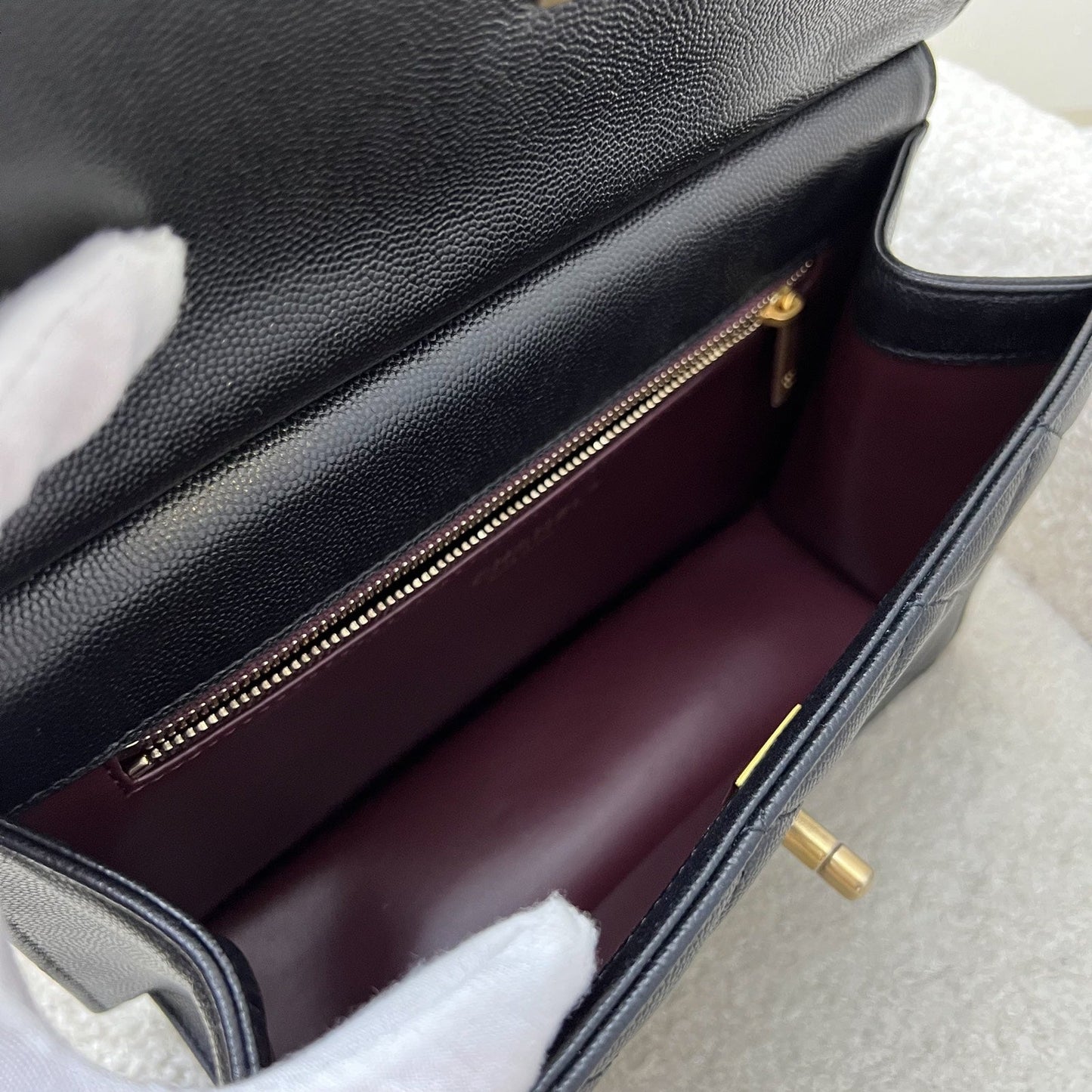 GLM-23A Seasonal Flap Bag in Black Caviar and AGHW
