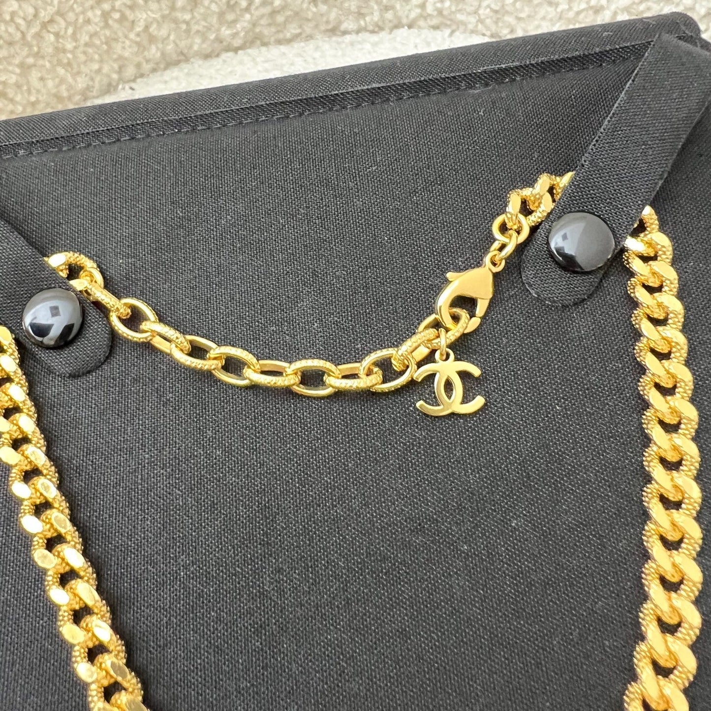 GLM-Classic Choker with Crystal Studded GLM- Logo in GHW (Model: AB8930)