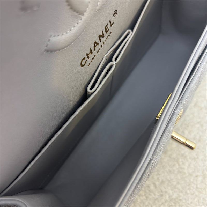 GLM-Small Classic Flap CF in 21A Dove Grey Caviar and LGHW