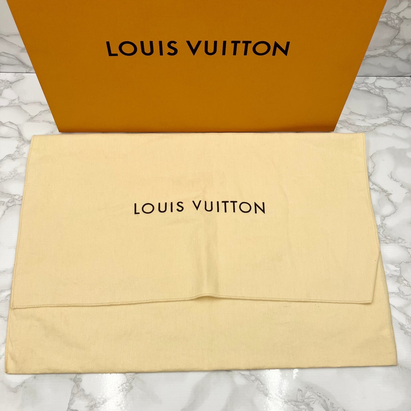 LOUIS VUITTON Graceful PM monogram