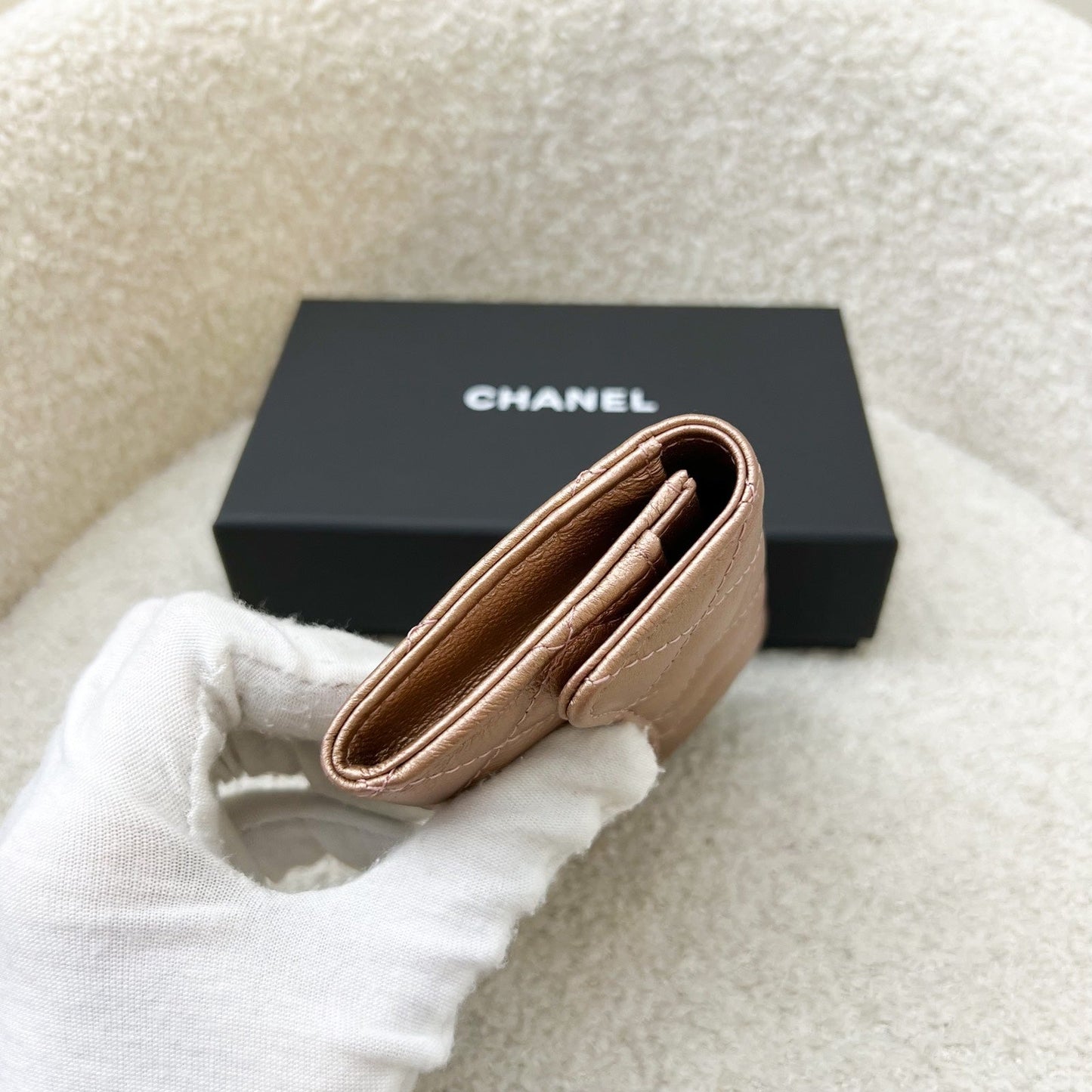 GLM-2.55 Reissue Snap Card Holder in Rose Gold Leather and RGHW