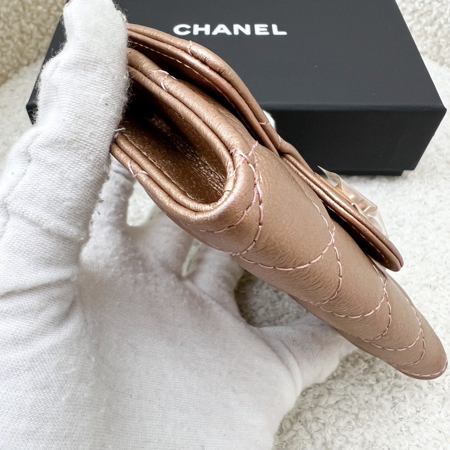 GLM-2.55 Reissue Snap Card Holder in Rose Gold Leather and RGHW