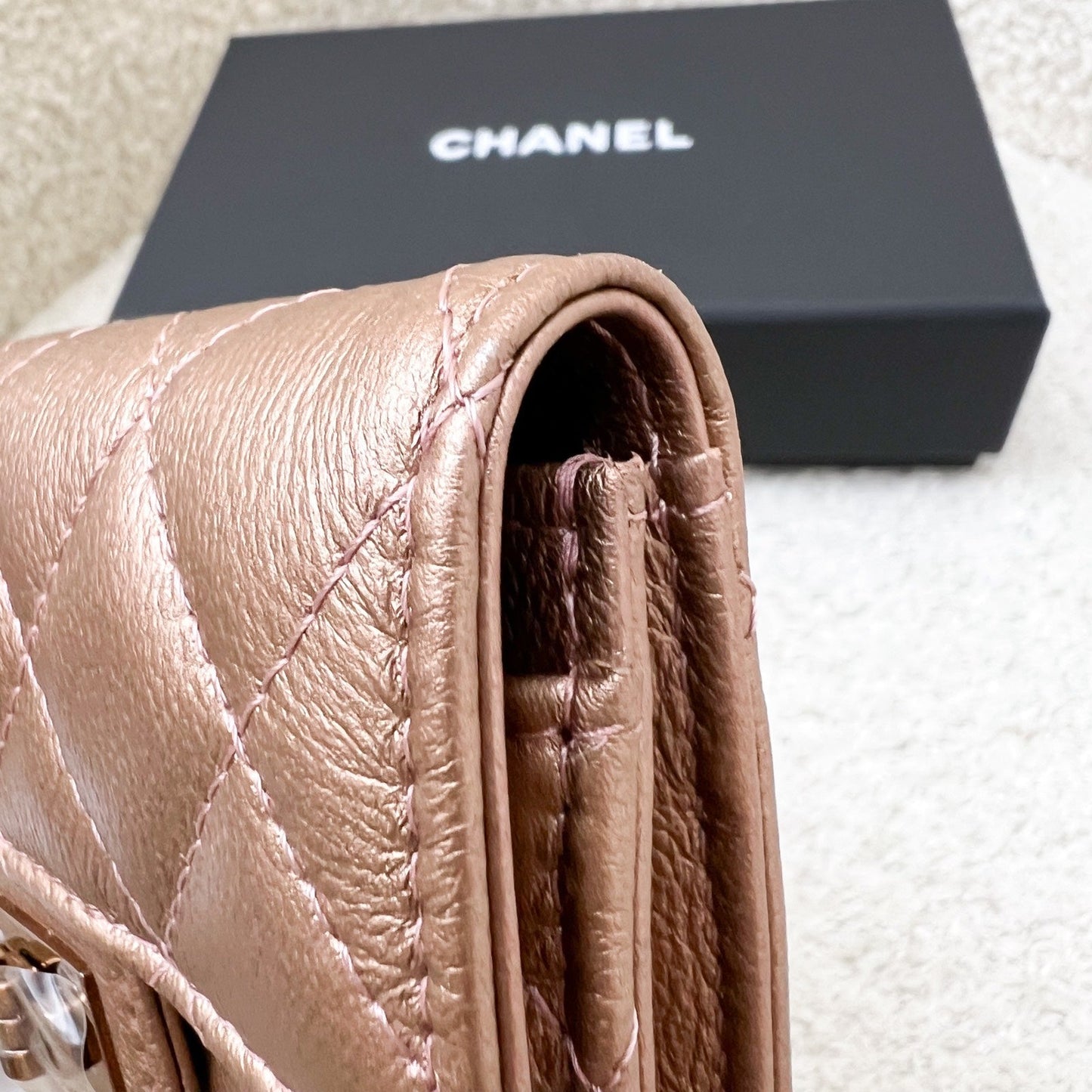 GLM-2.55 Reissue Snap Card Holder in Rose Gold Leather and RGHW