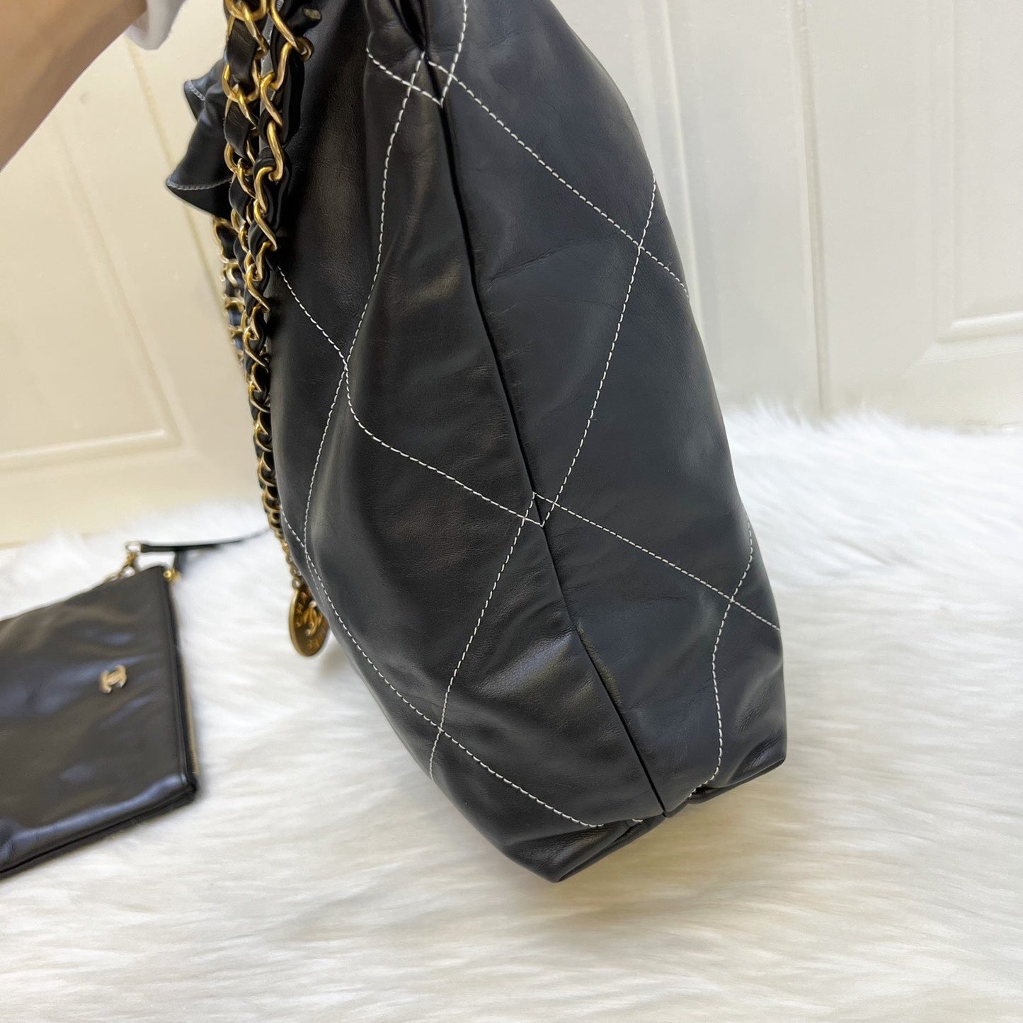 GLM-22 Medium Hobo Handbag in Black Calfskin with White Stitch Quilting and AGHW (Model: AS3261)