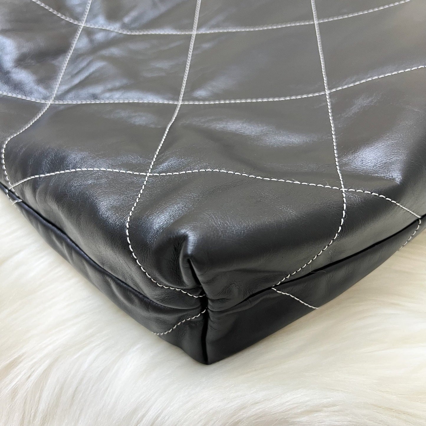 GLM-22 Medium Hobo Handbag in Black Calfskin with White Stitch Quilting and AGHW (Model: AS3261)