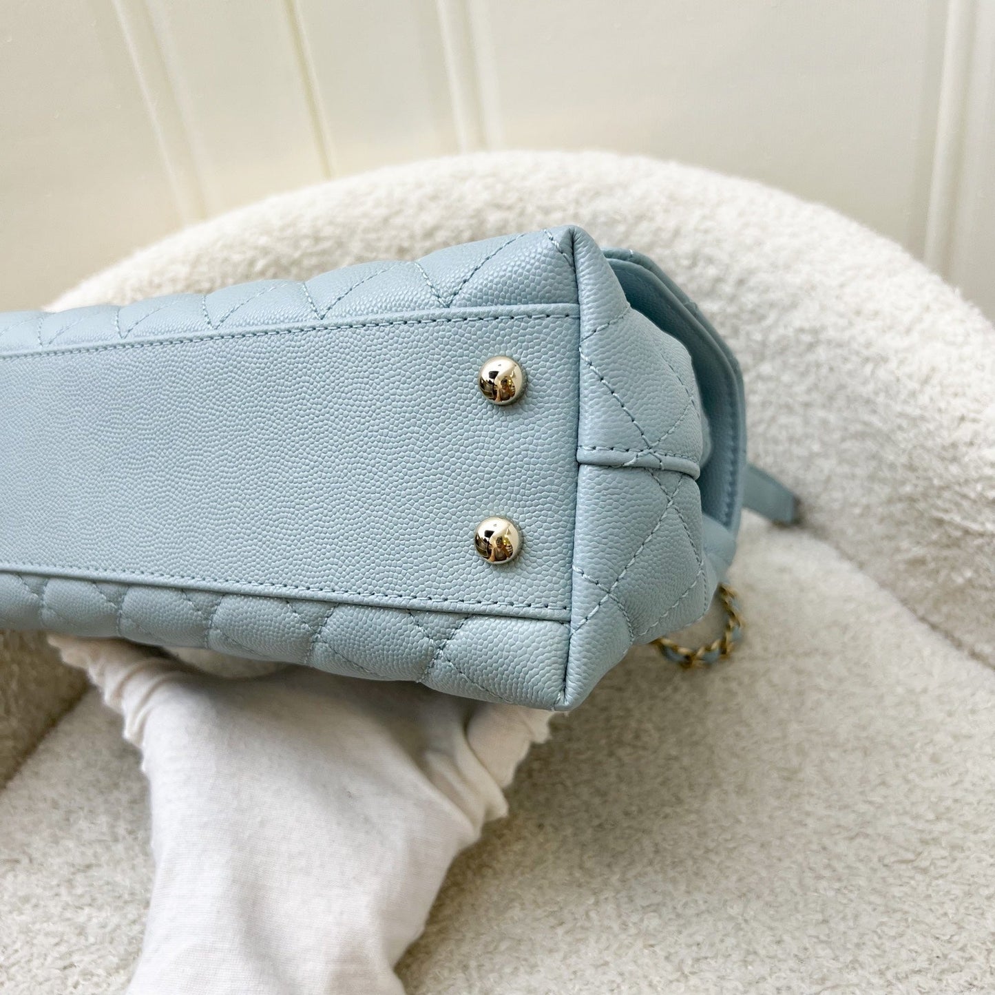 GLM-Small (24cm) Coco Handle in 22P Robin Egg Blue Caviar and LGHW (Model: A92990)