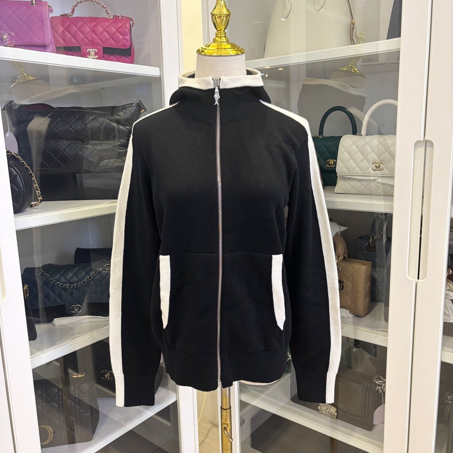 GLM-25C Zipped Cardigan in Black / White Cashmere Sz 38 (Model: P78345)