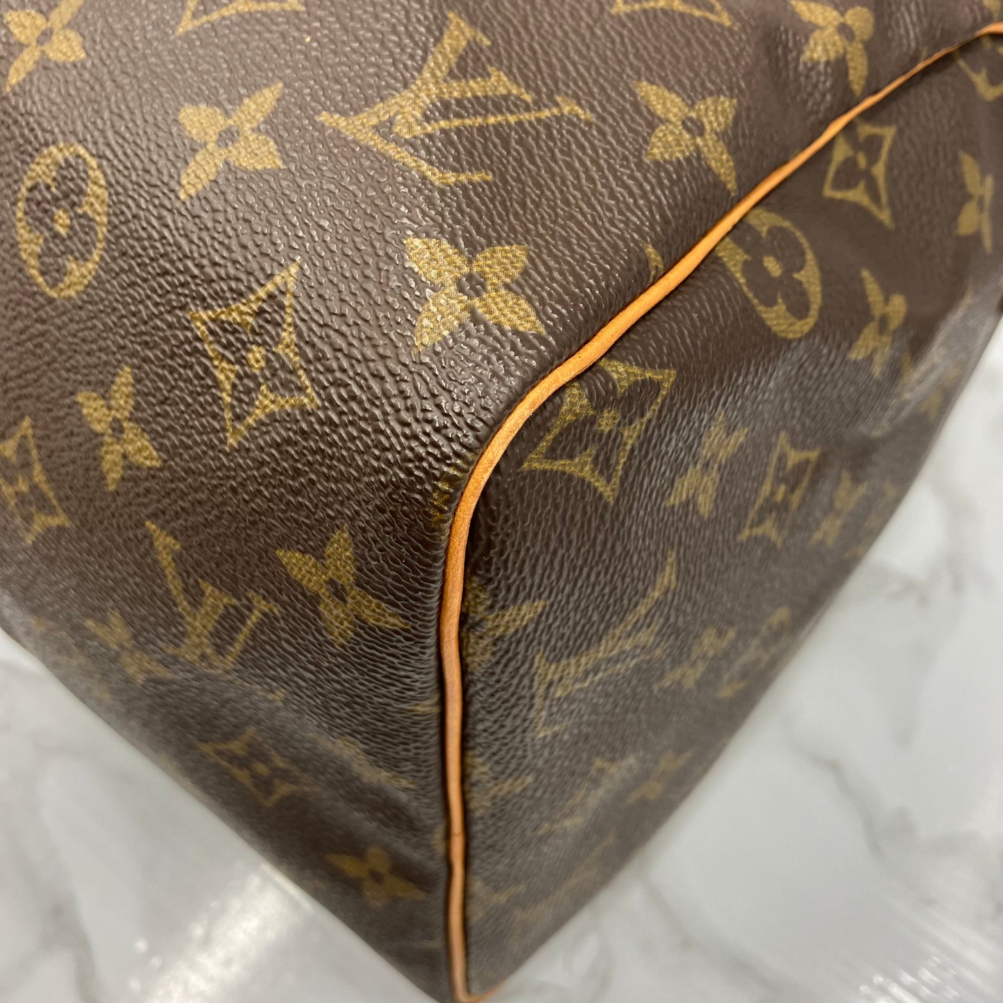 LOUIS VUITTON Monogram Speedy 30