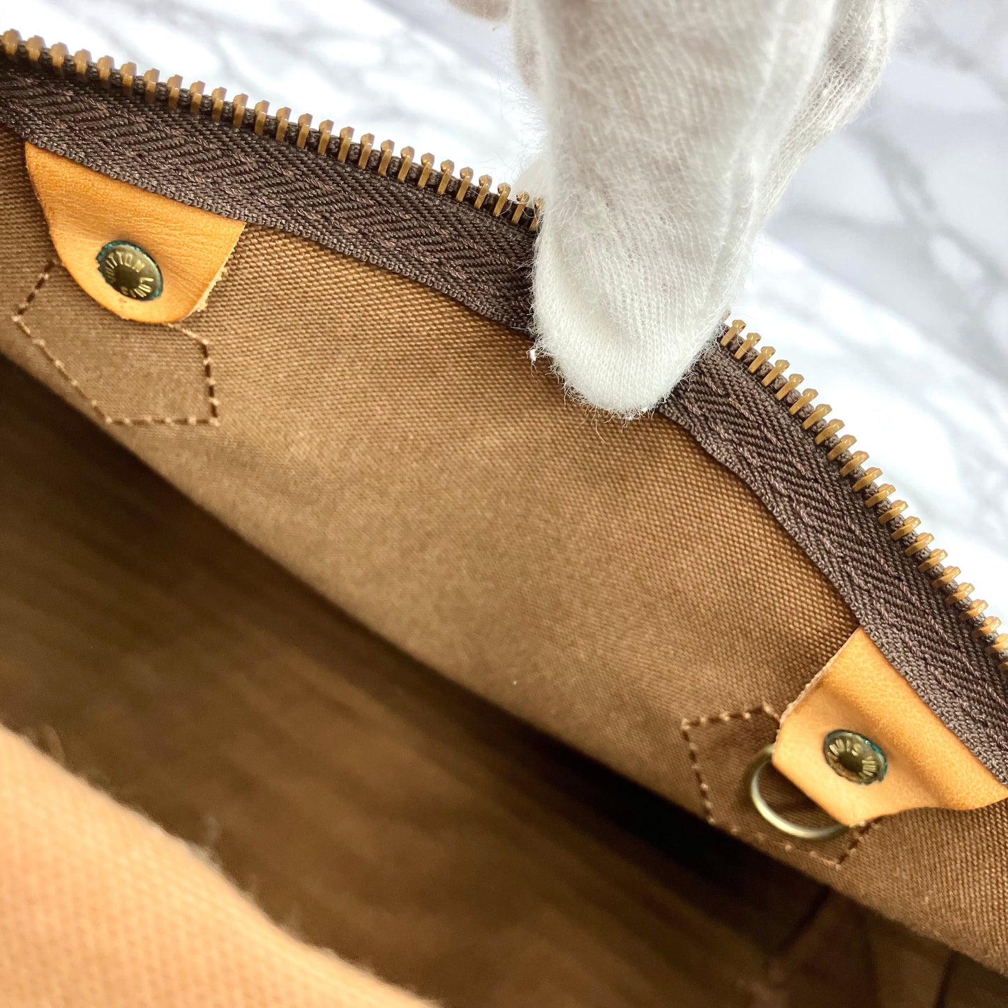 LOUIS VUITTON Monogram Speedy 30